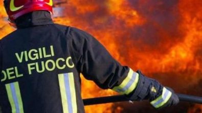 Deposito di lana distrutto da un incendio a Vena Media