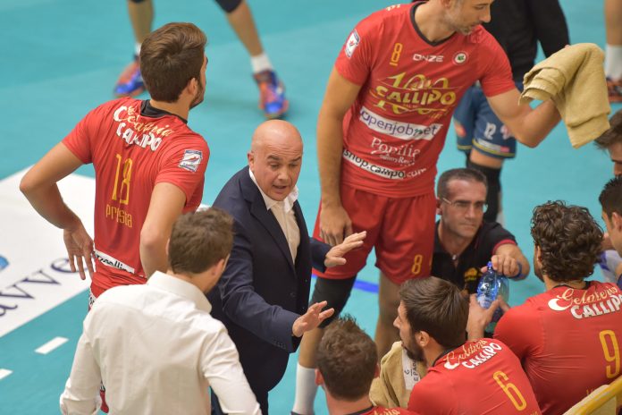 Pallavolo. Tonno Callipo, esordio da dimenticare