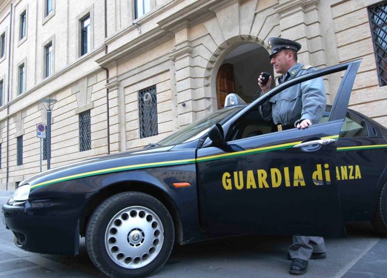 Palestra camuffata da ente no-profit scoperta dalla Guardia di finanza