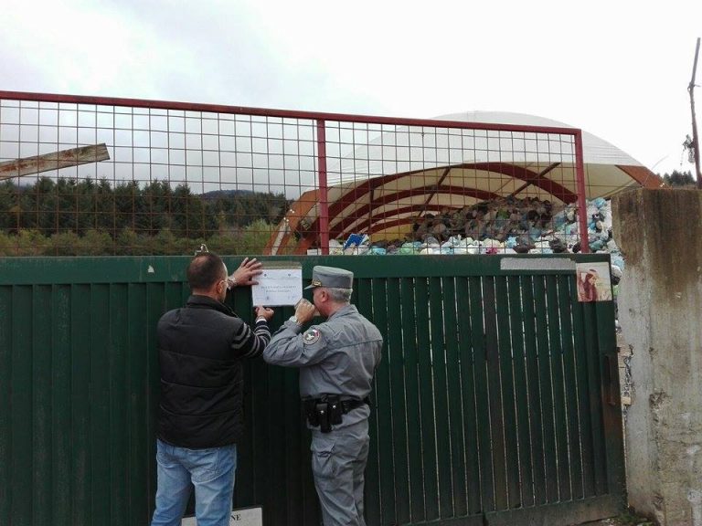 Manufatti abusivi nel Parco delle Serre, scattano sequestro e denuncia