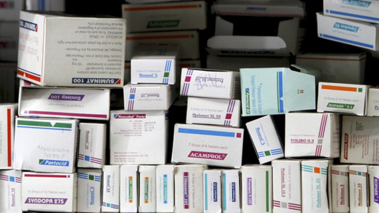 Operazione “Pharmaphax”, due vibonesi tra gli indagati