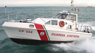 Precipita ultraleggero al largo di Stromboli, due morti. Sul posto la Capitaneria di Vibo