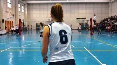 Una schiacciata contro la violenza sulle donne, volley calabrese in prima linea