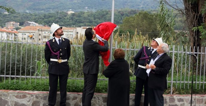 Una piazza dedicata al professor Antonio Schiavone