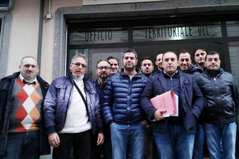 Vertenza Sicurtransport, sit-in dei lavoratori in Prefettura