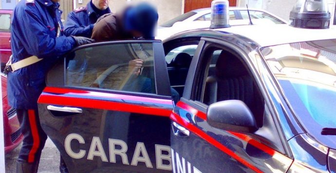 Omicidio e rapine nel Vibonese, due arresti