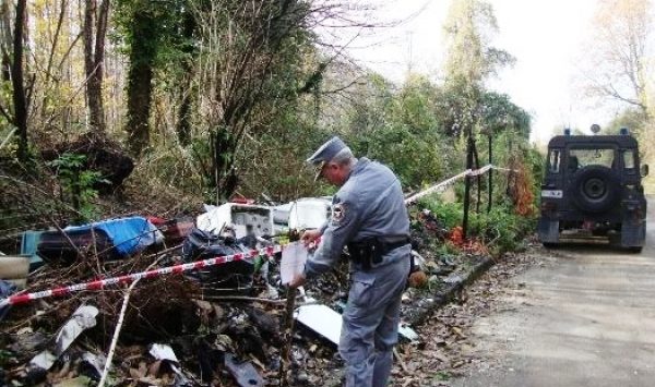 Discarica abusiva a Brognaturo, una denuncia
