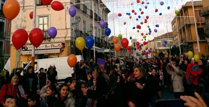 Pizzo, centinaia di bambini alla “Marcia della pace”