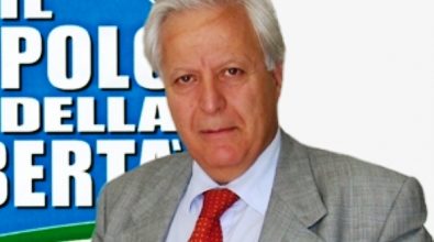 «Perché è stato rimosso Arena?», Grillo non molla e affonda la gestione Santelli