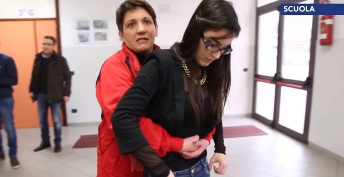 Il primo soccorso arriva nelle scuole – VIDEO