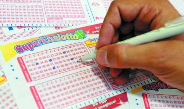 Superenalotto, sfiorato il jackpot a Nicotera