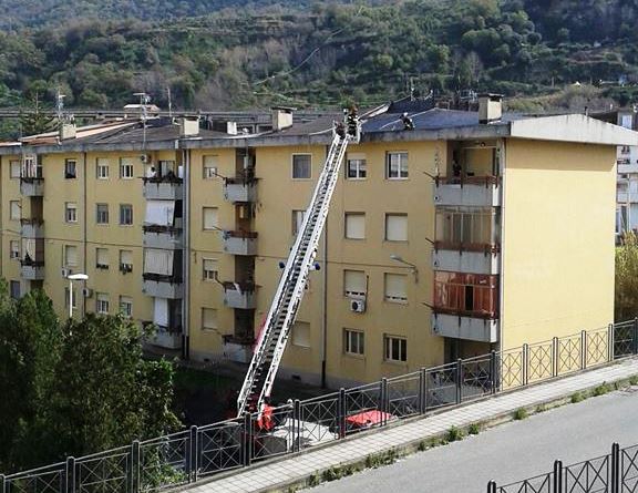 Il Vibonese sferzato dallo Scirocco, raffiche oltre i 100 km/h