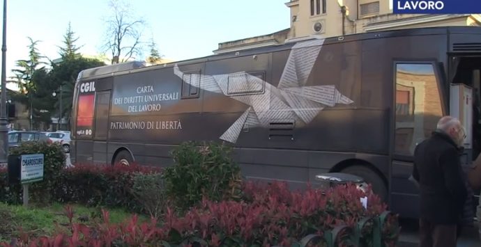 Il pullman dei diritti ha fatto tappa a Vibo – VIDEO