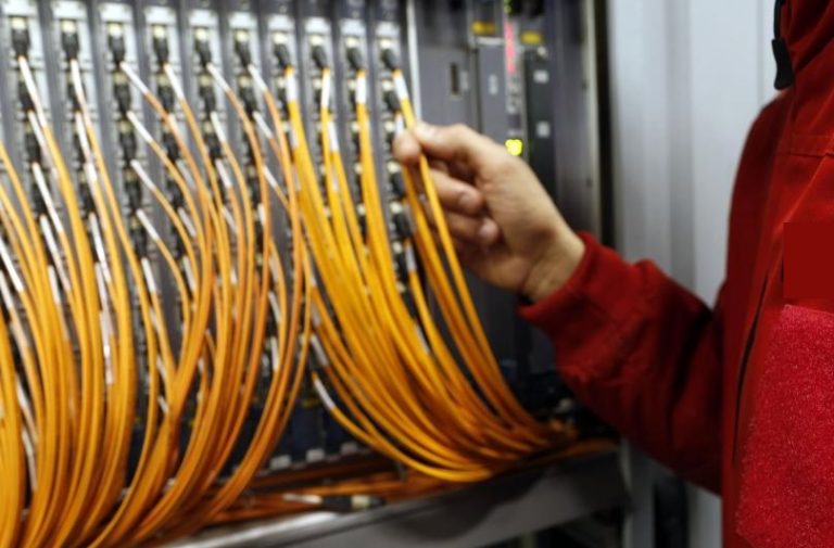 Internet, a Serra San Bruno arriva la fibra ottica