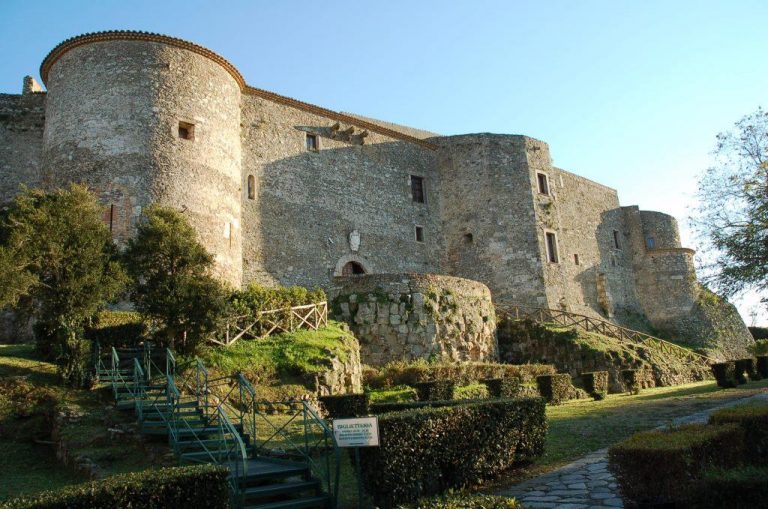 700 anni dalla morte di Dante, anche il Museo di Vibo partecipa all’evento