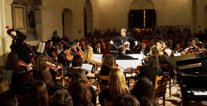 L’orchestra sinfonica del Conservatorio si esibisce alla Scuola di Polizia