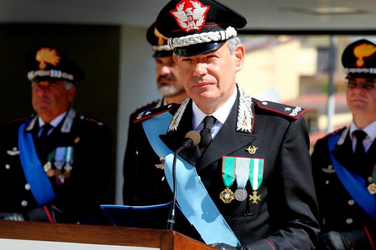Riconoscimento al generale dei carabinieri Andrea Rispoli