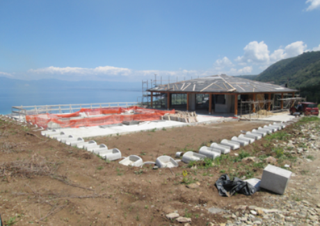 Abusivismo, sequestrata villa in costruzione con annessa piscina