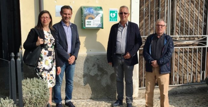 Un defibrillatore alla Marina, il dono del Rotary alla città di Pizzo