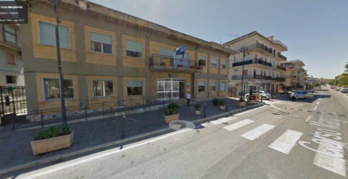 Briatico, 800mila euro per l’adeguamento antisismico della scuola media