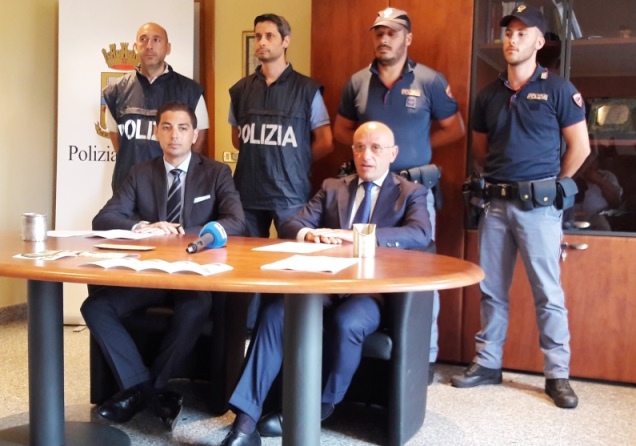 Inseguiti, picchiati selvaggiamente e poi derubati, a Vibo Marina scatta la legge del branco