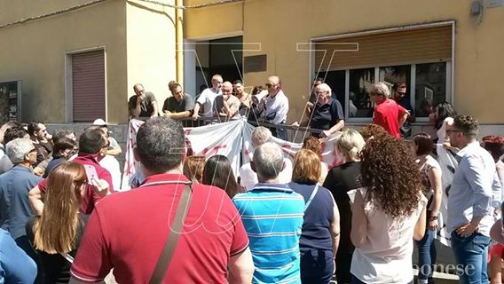 Protesta all’Asp, Codacons e Adoc a fianco dei manifestanti