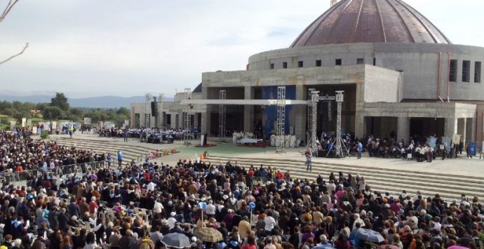 Compleanno di Natuzza, migliaia di fedeli a Paravati