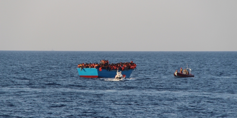 Nuovo sbarco a Vibo Marina: domani arriva la “Dignity I” con 435 persone a bordo