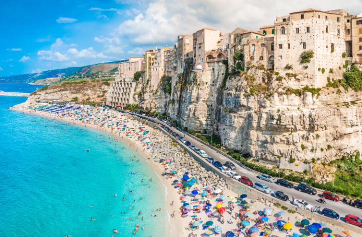 La spiaggia di Tropea tra le più ambite d’Italia