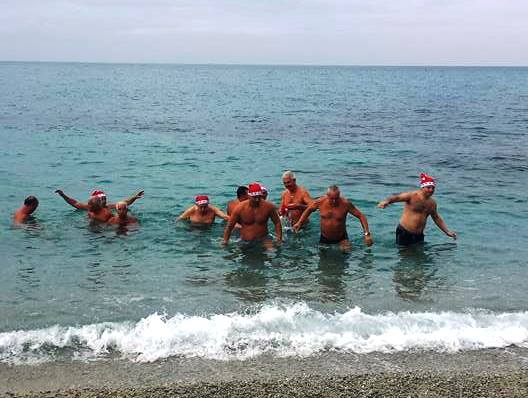 Scioglimento del Comune di Tropea, quel tuffo in mare con il genero del boss