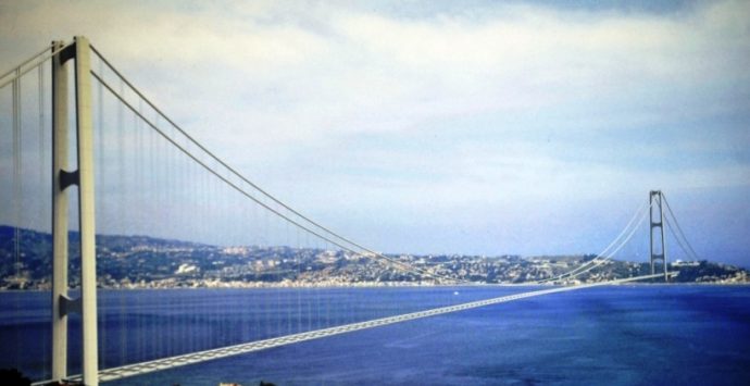 Ponte sullo Stretto sì o no, se ne parla a Nicotera: l’evento organizzato da Rotary e associazioni
