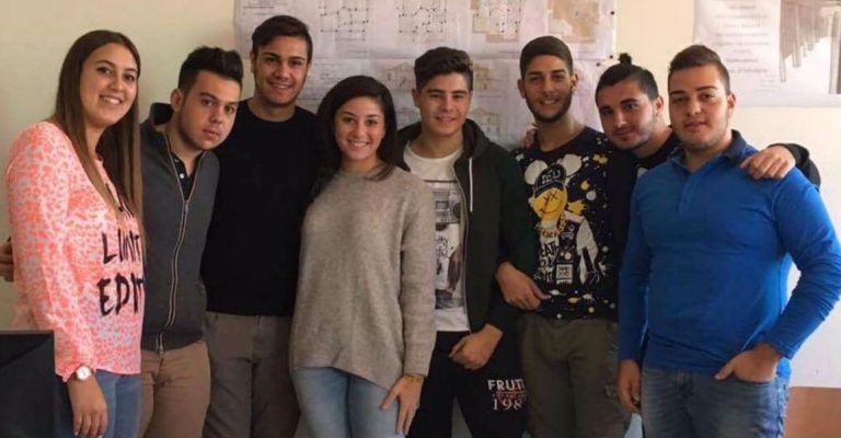 “Local food”, l’app degli studenti vibonesi in finale allo “Student lab”