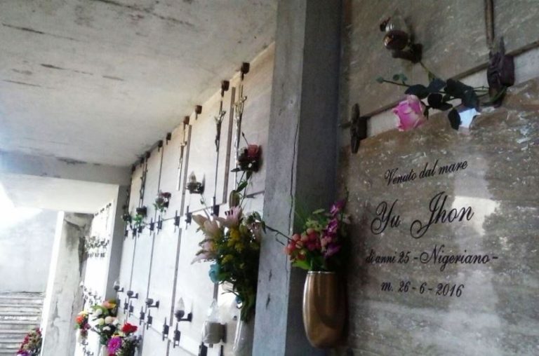 “Rinascita”: i migranti sepolti senza bara ed i cimiteri di Vibo e Bivona in mano ai clan