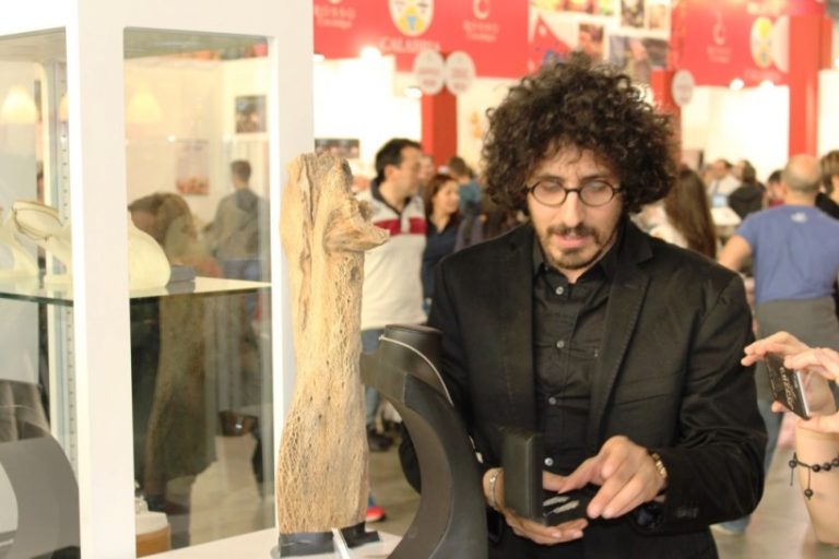 I gioielli artigianali di Francesco Schiavello in mostra a Milano