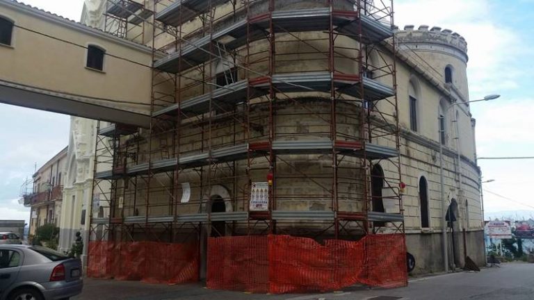 Pizzo, avviato il restauro della facciata del santuario di San Rocco e San Francesco