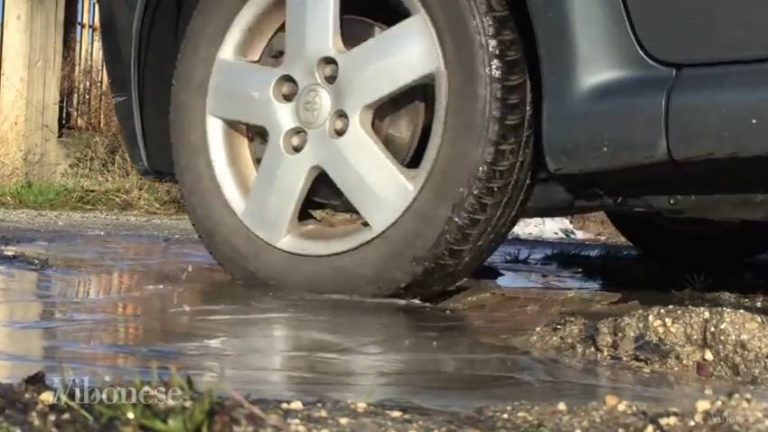 VIDEO | Strade ghiacciate nel Vibonese, disagi per gli automobilisti