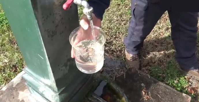 “Acqua sporca” a Nicotera, la Sorical passa al setaccio la rete (VIDEO)