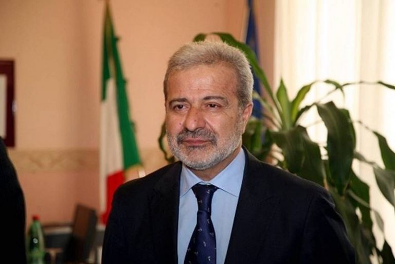 Il prefetto Guido Longo saluta Vibo