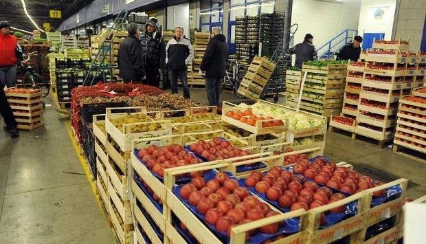 Mercati generali, chiusura prorogata di 10 giorni: sospiro di sollievo per gli operatori