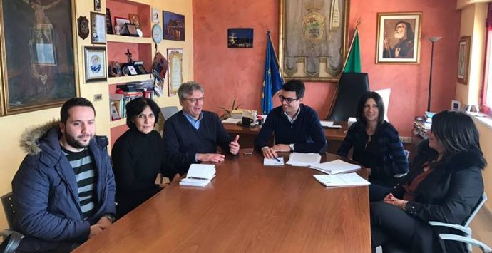 Gli sequestrano una cava e l’imprenditore denuncia: «Io vittima della giustizia» (VIDEO)