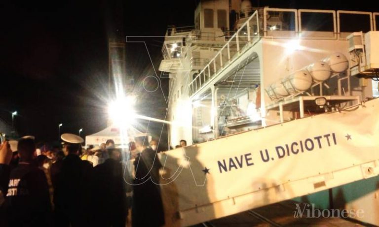 Sbarco a Vibo Marina, arrestati quattro scafisti (FOTO)