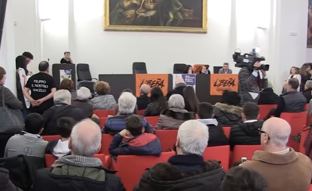 VIDEO | Libera, don Luigi Ciotti a Vibo: «I giovani sconfiggano la rassegnazione»