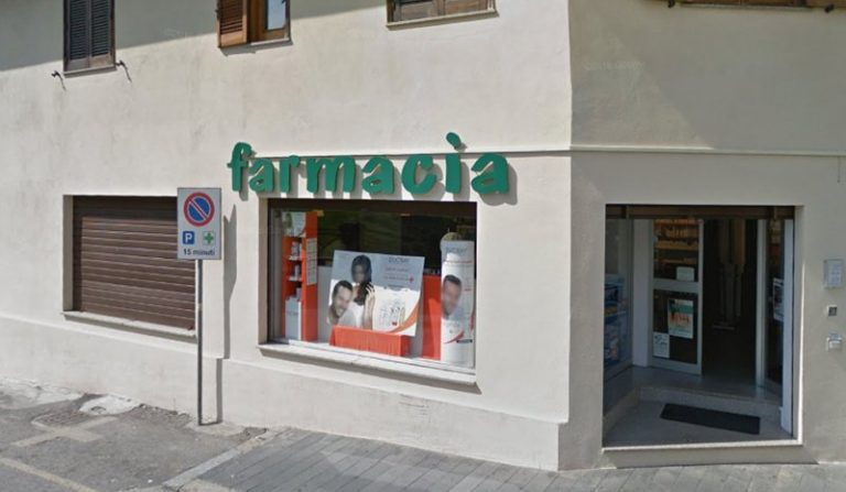 Intimidazioni: tre cartucce a Vibo per la farmacia di piazza San Leoluca