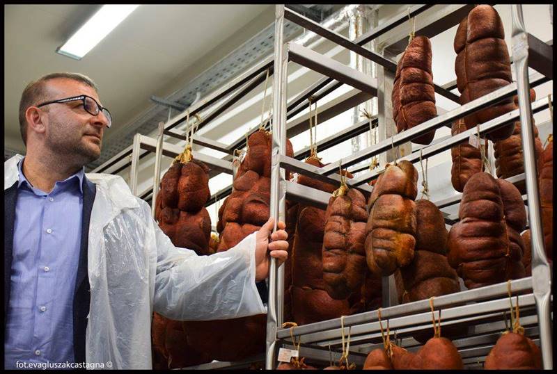 Luigi Caccamo nella sua azienda (foto Eva Gluszak)