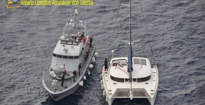 Migliaia di migranti soccorsi e sequestri record, il Roan di Vibo traccia il suo bilancio