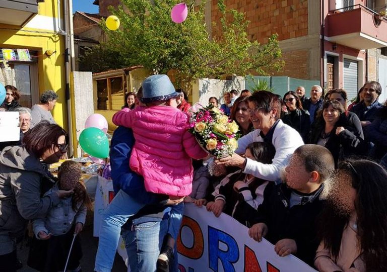 Mileto in festa per il ritorno di Bernadette, la piccola che ha sconfitto la leucemia