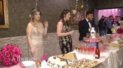 Tre gemelli e un diciottesimo compleanno: è festa grande a Cessaniti (VIDEO)