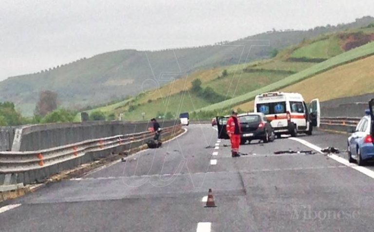 Incidente sull’autostrada tra Serre e Mileto, paura per una quarantenne vibonese