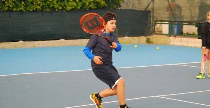 Tennis, il vibonese Lorenzo Accorinti trionfa a Reggio nella terza tappa del Fit junior program