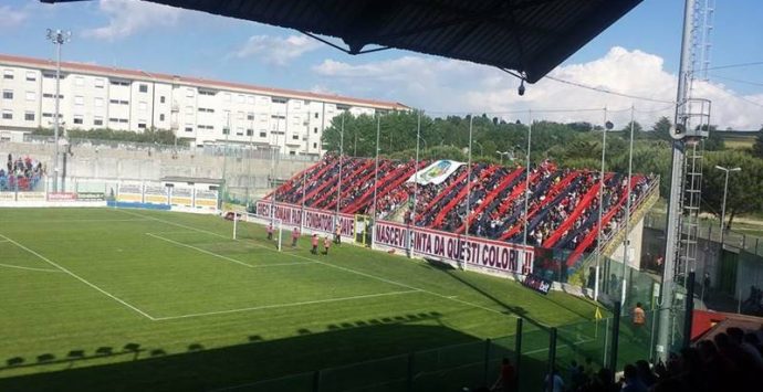 I tifosi della Vibonese: «Un anno da dimenticare, ora serve la grinta»